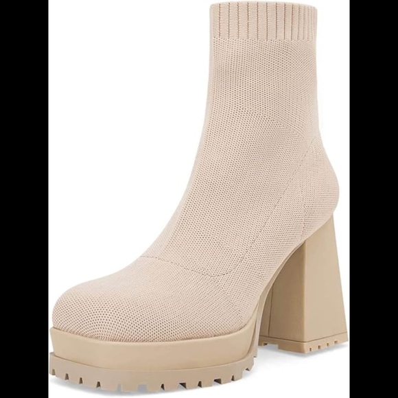 Elegant Beige Ankle Boots - Picture 2 of 7